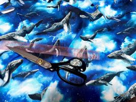 『mingswim(ミンスイ)』宇宙を泳ぐクジラ_拡大イメージ