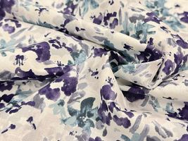 60ローン花柄プリント「ブーゲンビリア」ネイビー系