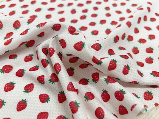 「接触冷感！かわいいイチゴ」のクールクロスニット