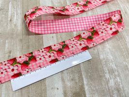 リボンマート 38mm幅のグログランリボンイチゴ