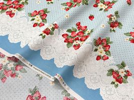 シーチングプリント un/no「Strawberry&Dot」_拡大イメージ