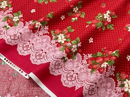 シーチングプリント un/no「Strawberry&Dot」_拡大イメージ