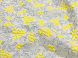 Exclusive Collection 特別な木の実刺しゅうのコットンローンレース_拡大イメージ