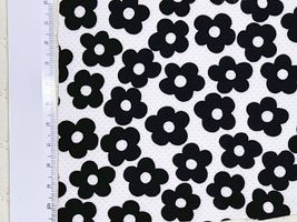 ラブリーフラワーのクールクロスニットオフホワイト