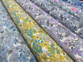 ダブルガーゼプリント「咲き誇る花々」_拡大イメージ