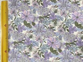 ダブルガーゼプリント「咲き誇る花々」ラベンダー系