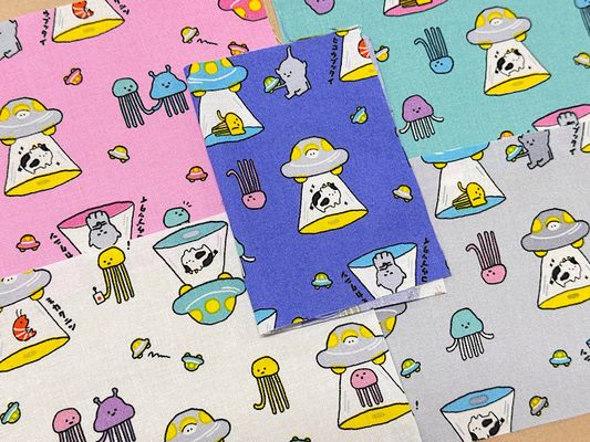リトルミステリーシーチングプリント「ミカクニンヒコウブッタイ」