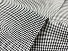 【現品限り特価】日本製 先染め綿ポリギンガムチェック「ブラック」_拡大イメージ