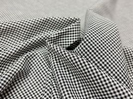 【現品限り特価】日本製 先染め綿ポリギンガムチェック「ブラック」_拡大イメージ