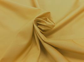 240本打ち込みの高密度80ローン無地マスタード