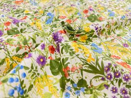 高密度80ローンフラワープリント「ワイルドフラワー・ガーデン」_拡大イメージ