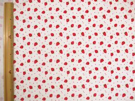 「キュートないちご」のクールクロスニットオフ白地×苺