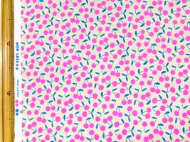 ネオンチェリーのシーチングプリントクリーム