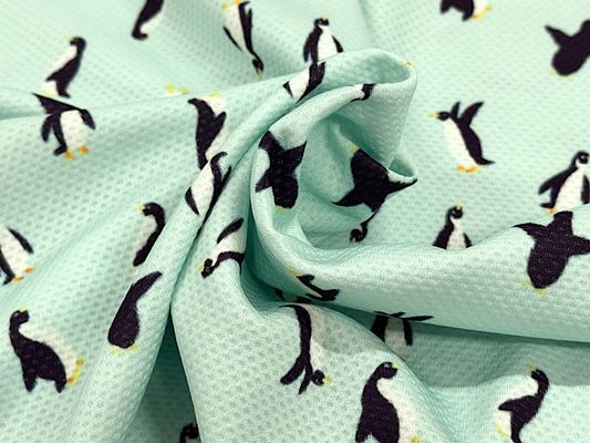 アイスブルーなペンギンのクールクロスニット