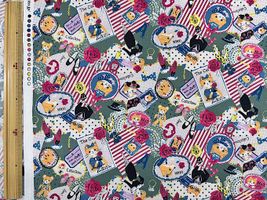 YUWAシャーティングプリント「犬と猫の優雅な生活」グリーン