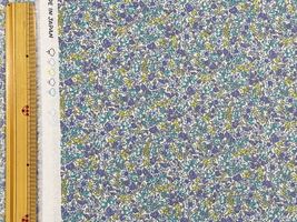 ボタニカルスケアープリント「フラワーカーペット」ブルー系