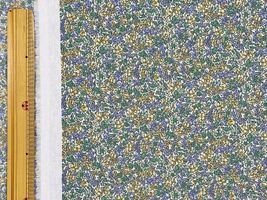 ボタニカルスケアープリント「フラワーカーペット」グリーン系