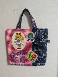 パネルプリント「Lovely Panic Label & Sack Season2」by Selfish MM_拡大イメージ