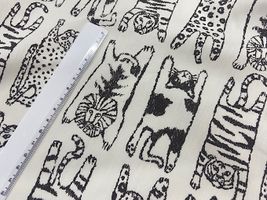 my piece of fabric 寝そべり動物の40ブロードプリント_拡大イメージ
