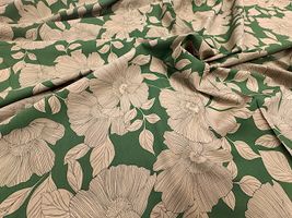 Exclusive Collection コットンレーヨンの花柄ローンプリント_拡大イメージ
