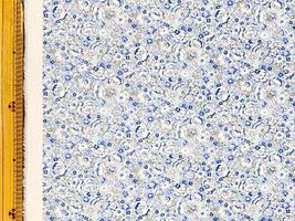 コットンこばやし やわらかなお花畑のブロードプリントブルー系