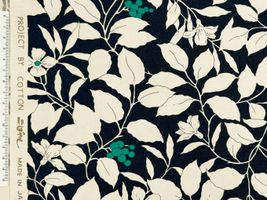 コットンこばやし 花と葉と実のツイルプリントダークネイビー地