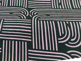 【現品限り特価】my piece of fabric しましまのざっくりキャンバスプリント緑×ピンク