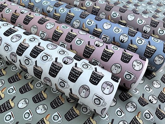 コットンこばやしツイルプリント「 くすみカラーのバリスタくま」