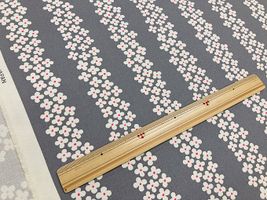 コットンこばやし 北欧調ストライプフラワーキャンバスチャコールグレー