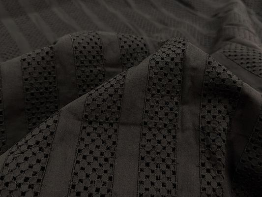 【現品限り特価】Exclusive Collection ストライプのコットンローンレース