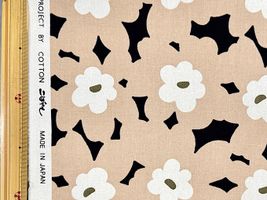 コットンこばやし 北欧調お花「あかね」のコットンキャンバス黒地×ベージュ花