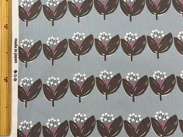 くすみカラーの北欧調フラワーアートオックスプリントブルー