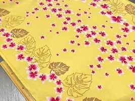 「プルメリア」の綿ポリハワイアンプリントイエロー系