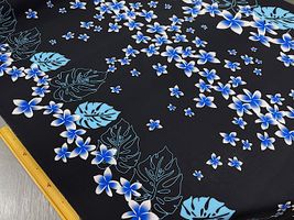 「プルメリア」の綿ポリハワイアンプリントブラック系