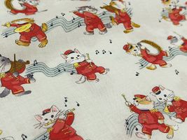 【現品限り特価】シーチングプリント「ニャンコ楽団のマーチ」ペールブルー