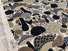 コットンこばやし 綿麻キャンバスプリント「キノコマルシェ」_拡大イメージ