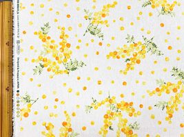 大きめなミモザの綿麻キャンバスプリントホワイト