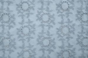 優しくさわやかな綿オールオーバーレース水色