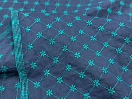 【現品限り特価】Exclusive Collection コットンローンレース「フラワータイル」ブルー系