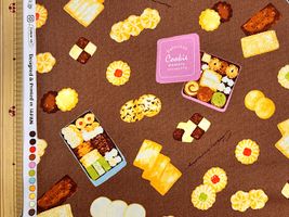 ときめくクッキー柄のオックスプリントブラウン