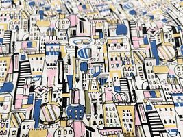 my piece of fabric 60ローンプリント「COSME TOWN」オフ白地