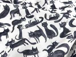my piece of fabric 60ローンプリント「気ままな黒猫さん」_拡大イメージ