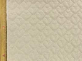 上品なハートの模様のキルティング「Heart Quilting」アイボリー