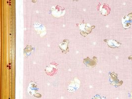 ふんわり子猫のシーチングプリントベビーピンク