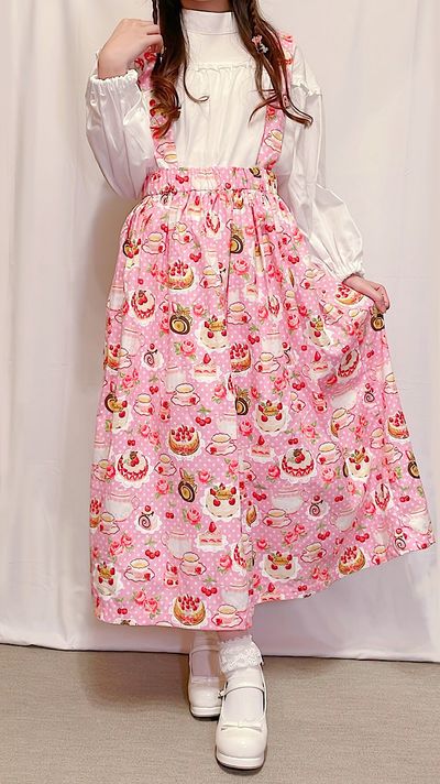 シーチングプリント un/no「水玉＆ケーキのティーパーティー」