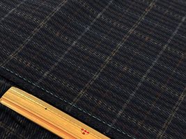 【現品限り特価】落ち着いた雰囲気のウールチェックネイビー系