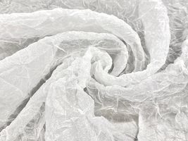 ワッシャー加工のシャイニーオーガンジー白