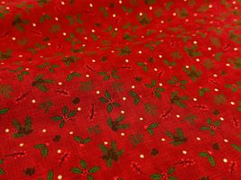 小さな松ぼっくりとヒイラギのX'masスケアプリントレッド