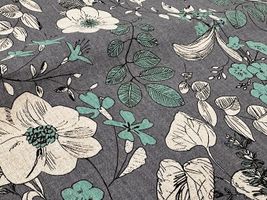 Exclusive Collection 綿麻シーチングプリント「フラワー・ウィンド」グレー地