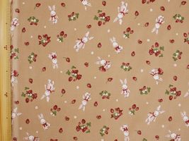 コーデュロイプリント クラシカルモダン「ラビットストロベリー」ベージュ